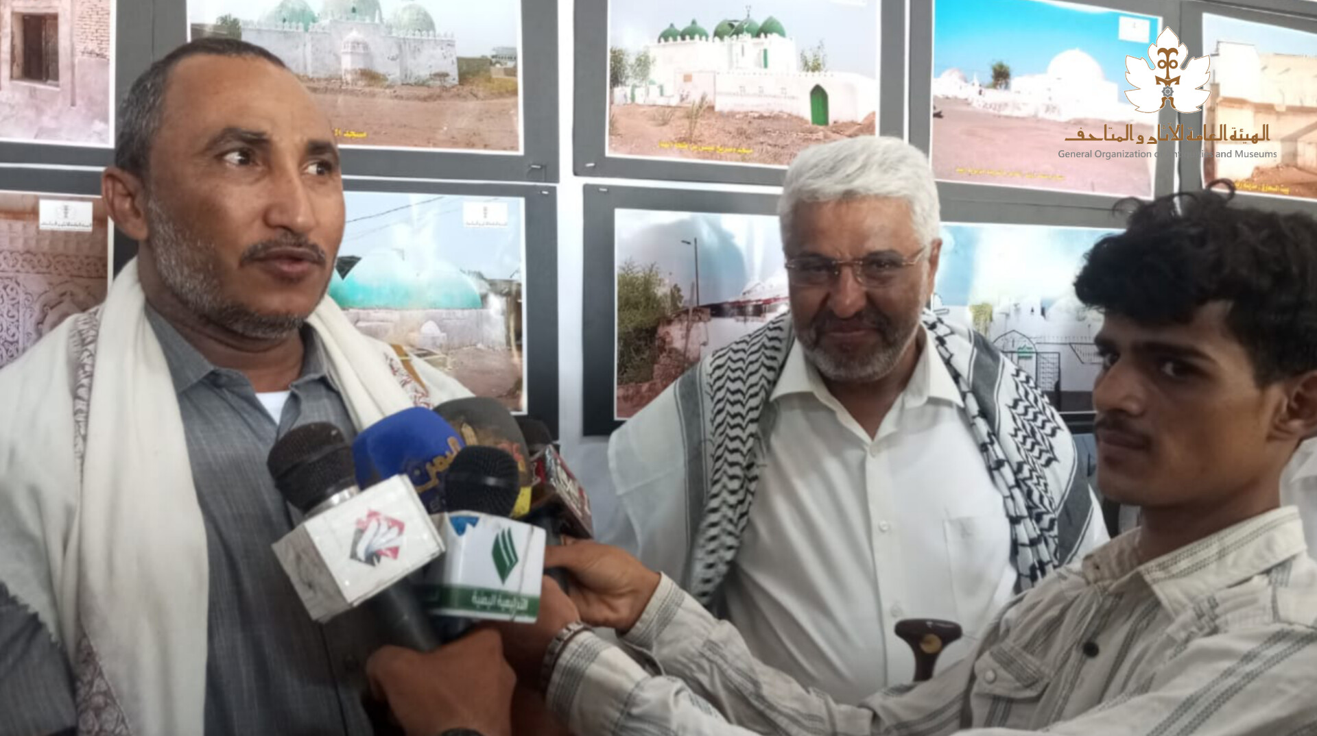افتتاح المعرض الأول للصور الأثرية والتاريخية في الحديدة